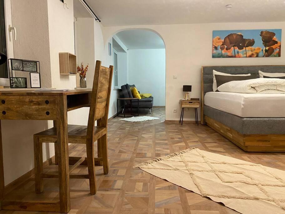 Ferienwohnung Kleinod Sayn เบนดอร์ฟ ภายนอก รูปภาพ